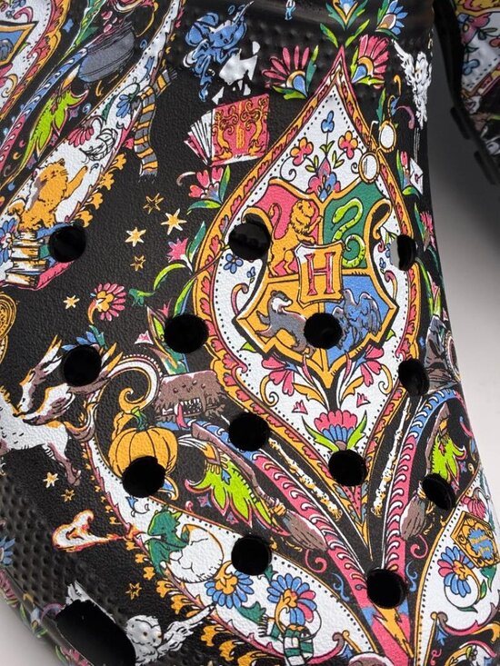 Crocs Vera Bradley HARRY POTTER Hogwarts Wizarding World W 12 (M 10) Adult Shoes main image 5